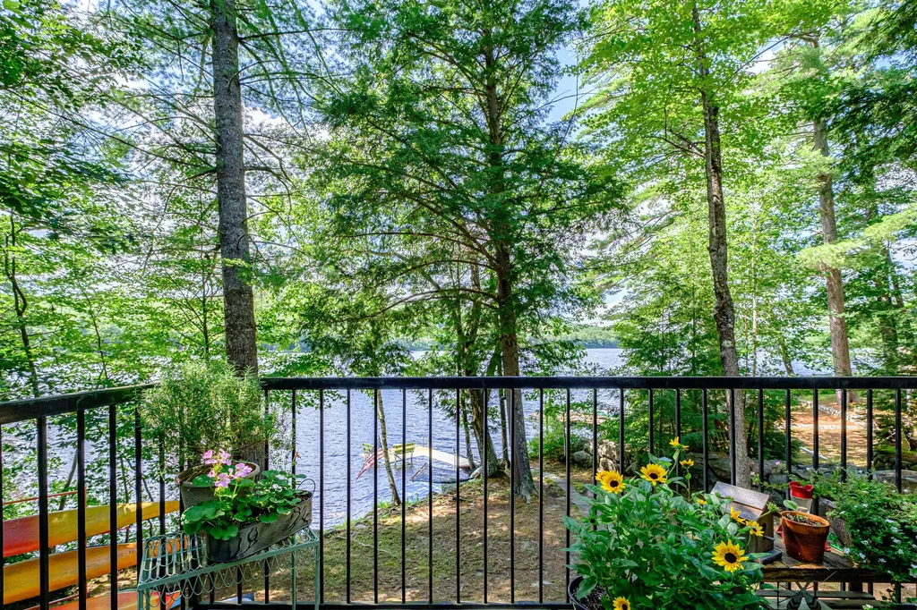 74 Pine Point Lane Sweden ME 04040