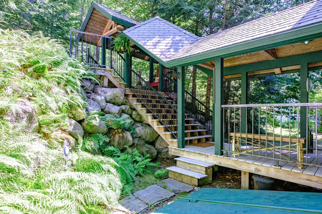 74 Pine Point Lane Sweden ME 04040