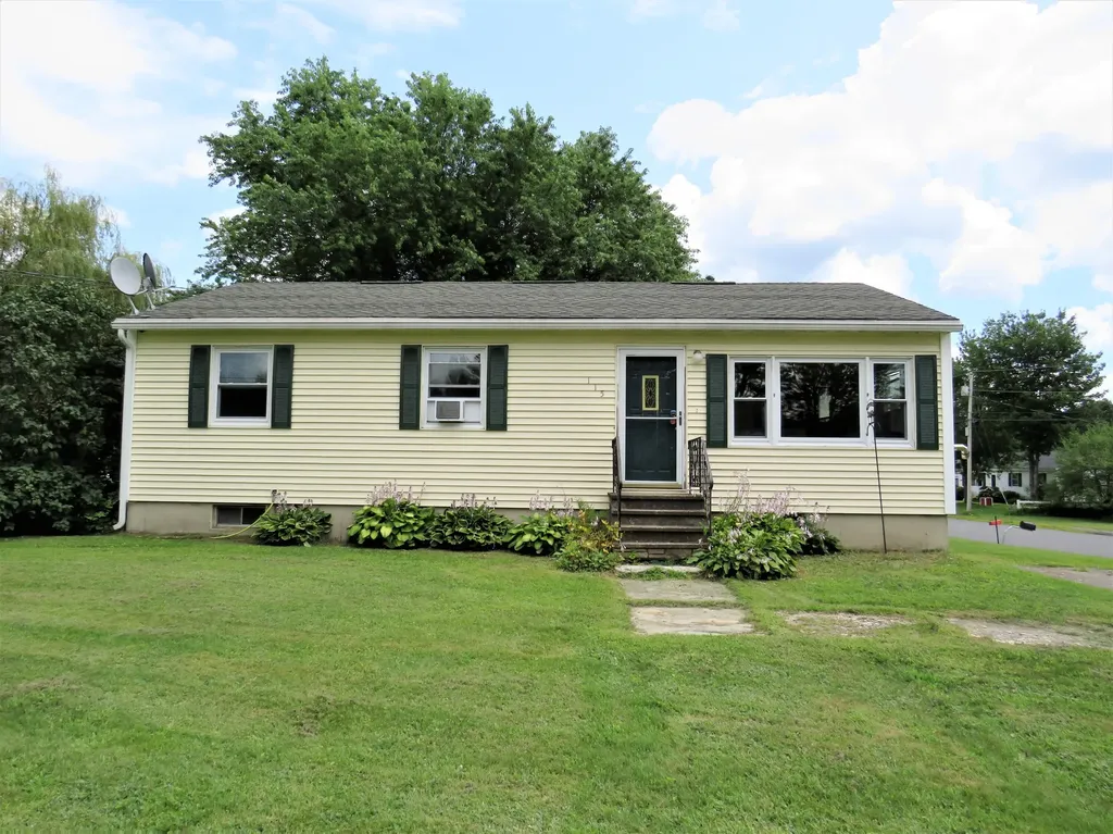 115 Middle Road Augusta ME 04330