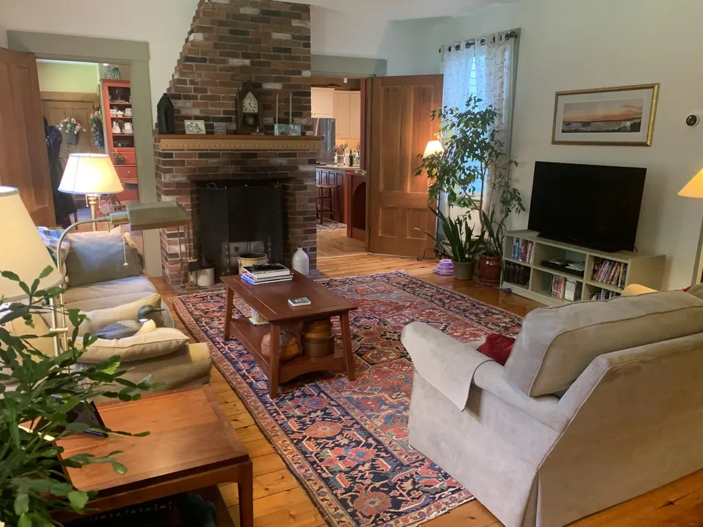 300 East Neck Road Nobleboro ME 04555