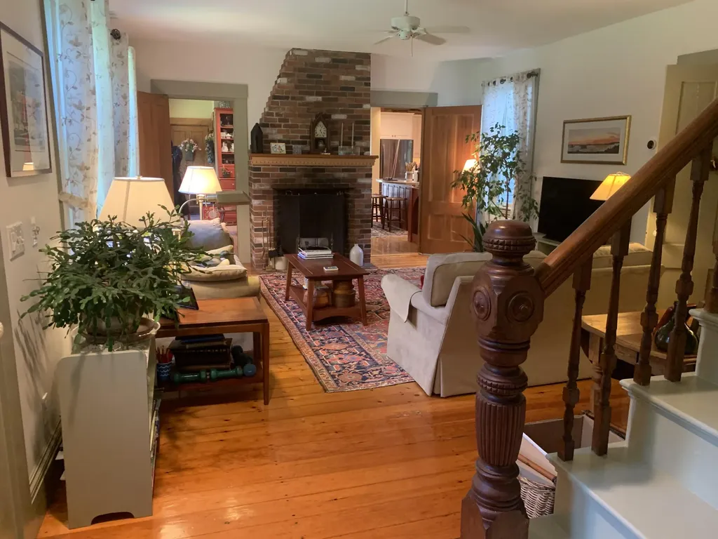 300 East Neck Road Nobleboro ME 04555