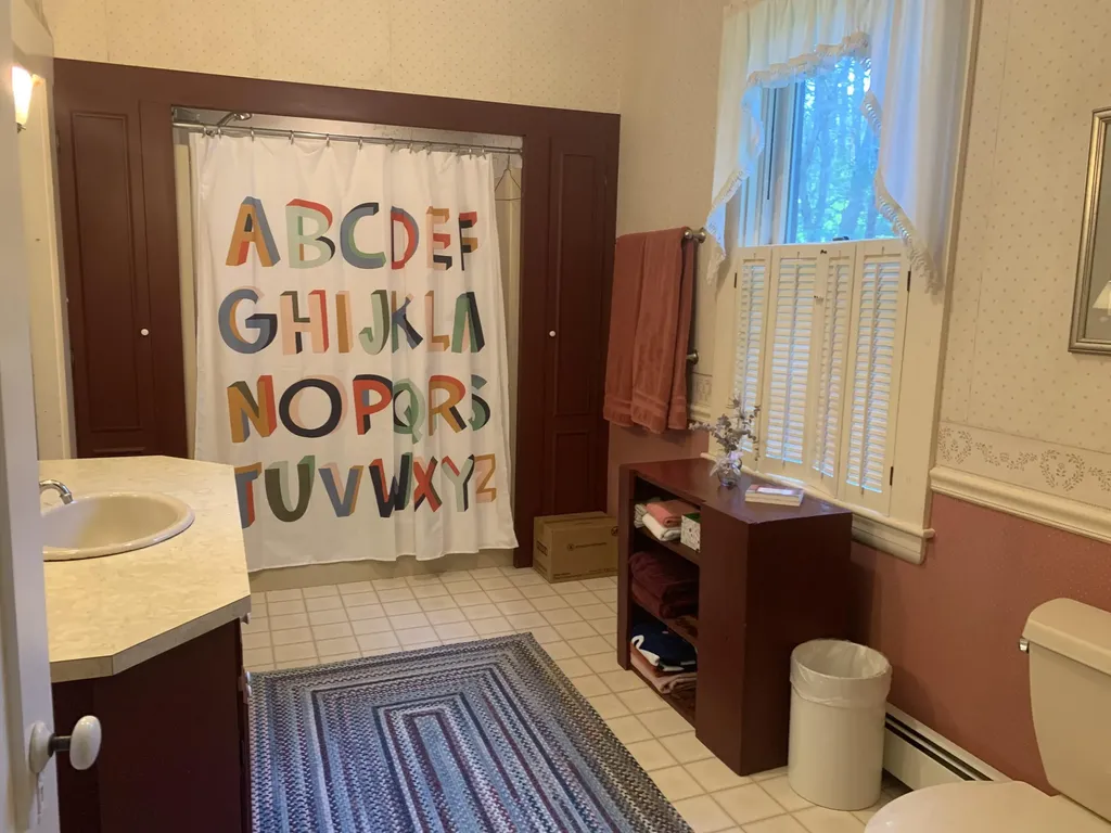 300 East Neck Road Nobleboro ME 04555