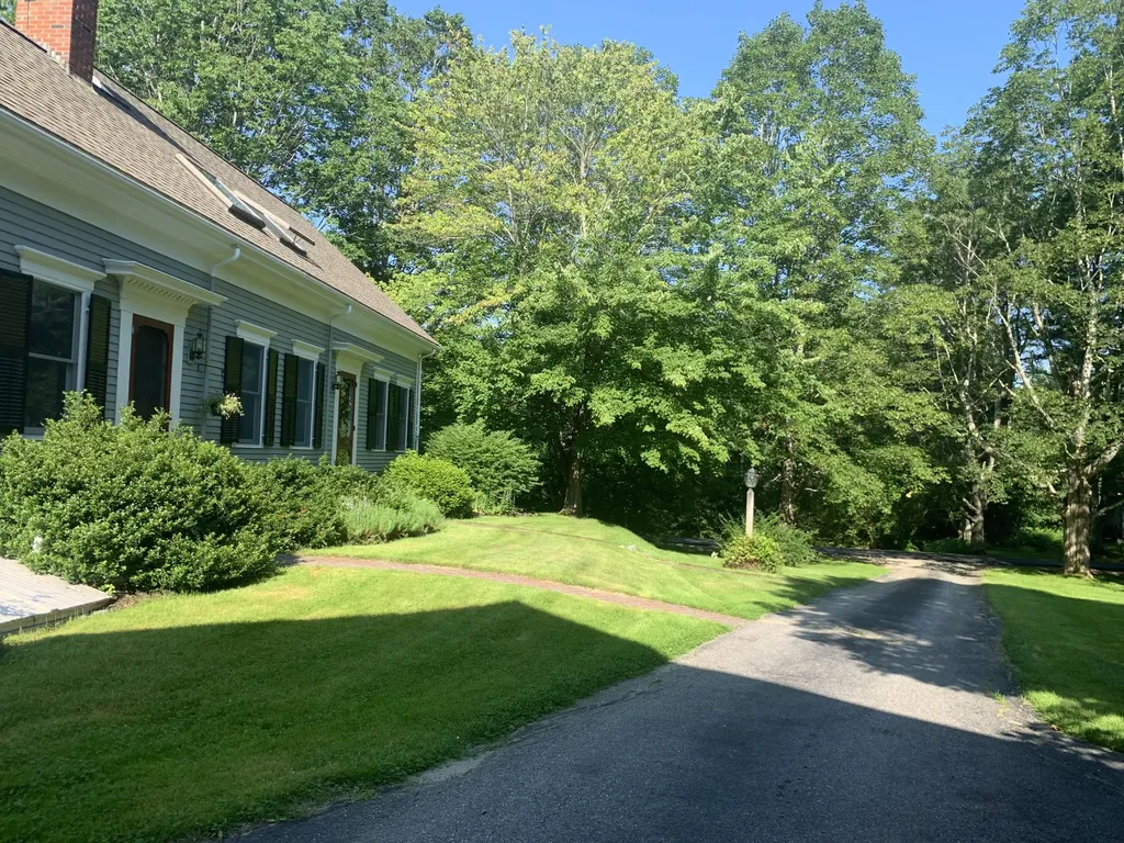 300 East Neck Road Nobleboro ME 04555