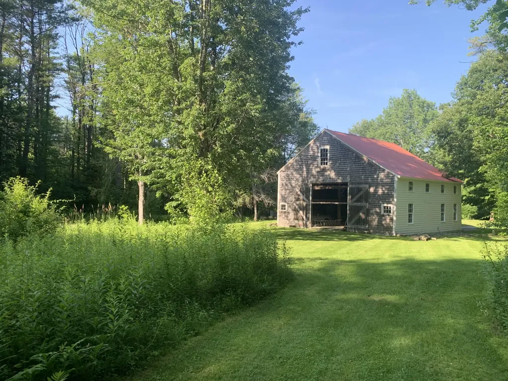 300 East Neck Road Nobleboro ME 04555