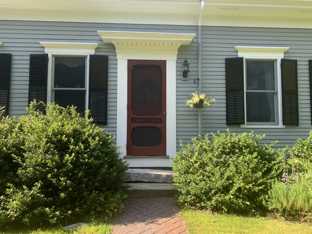 300 East Neck Road Nobleboro ME 04555