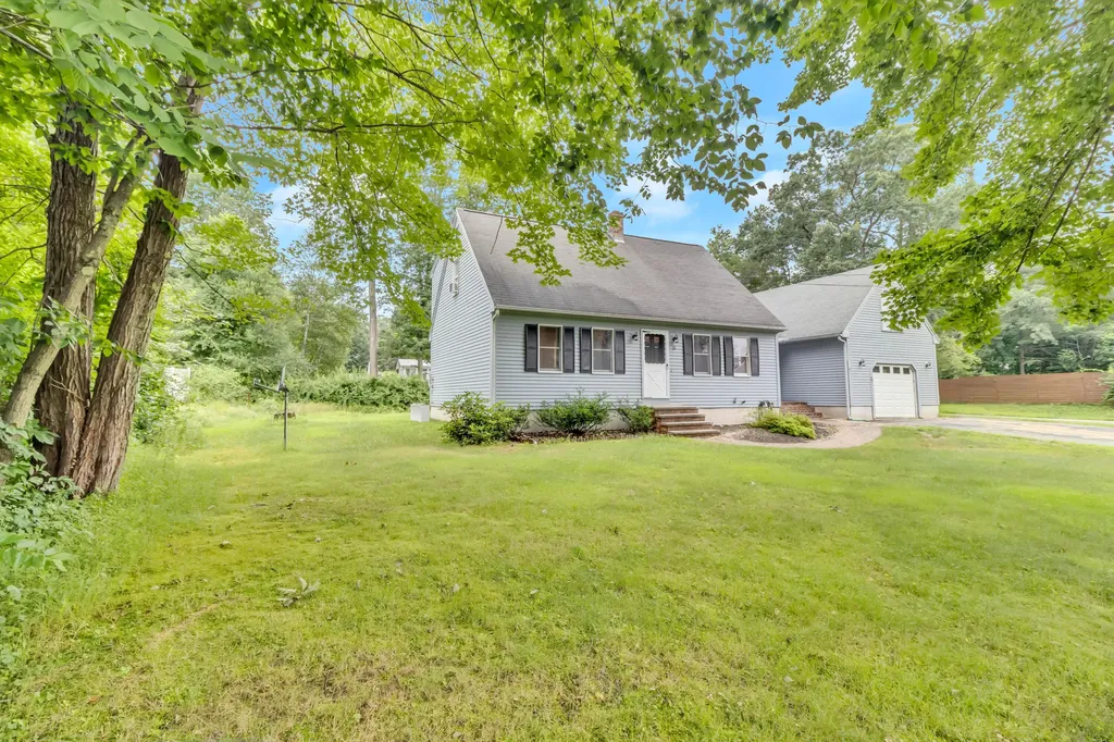 76 Breton Avenue Sanford ME 04073