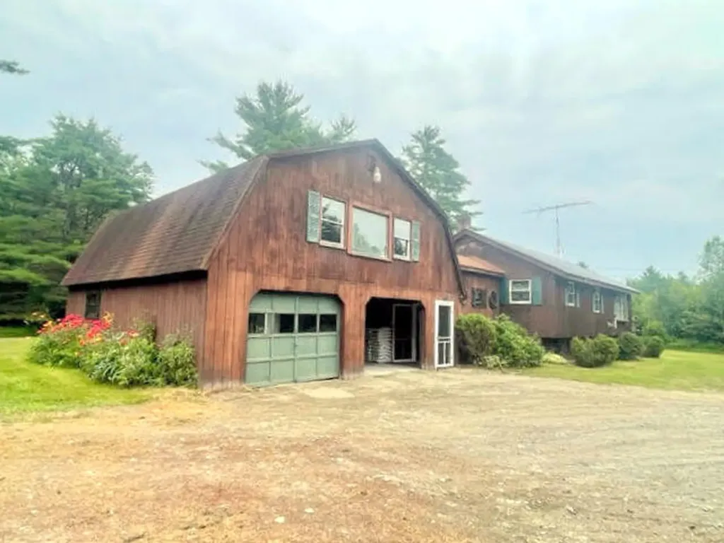1229 Lakewood Road Madison ME 04950