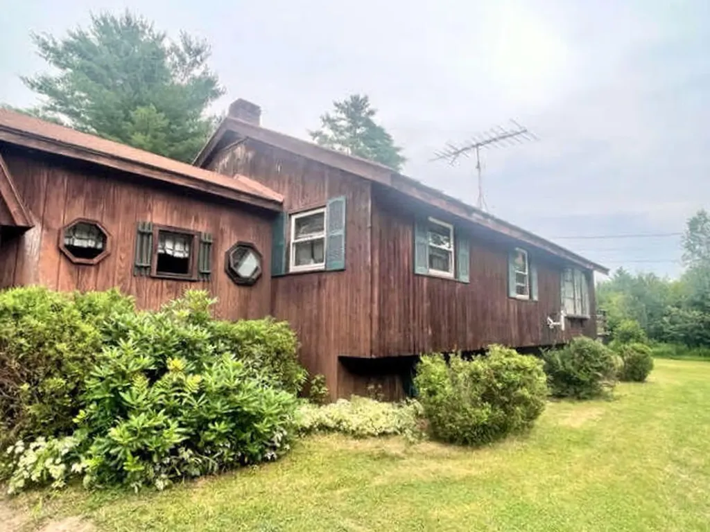 1229 Lakewood Road Madison ME 04950
