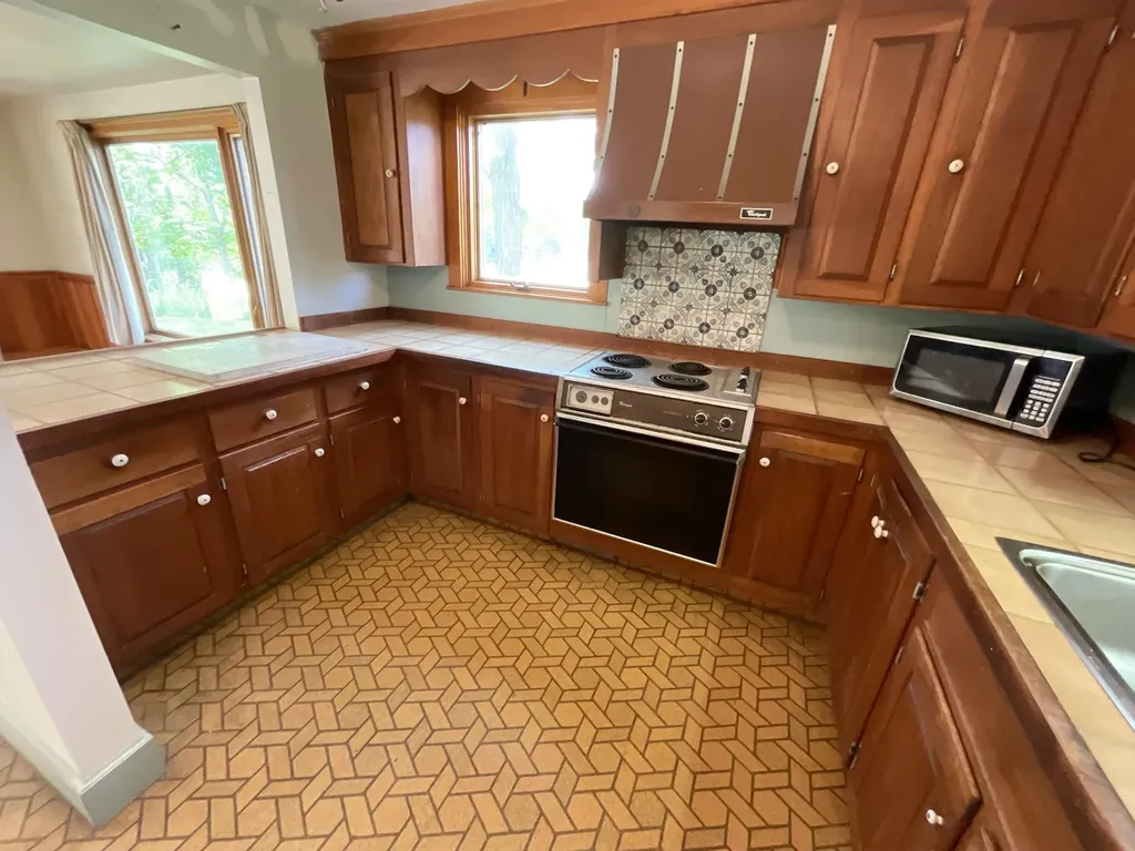399 East River Road Whitefield ME 04353