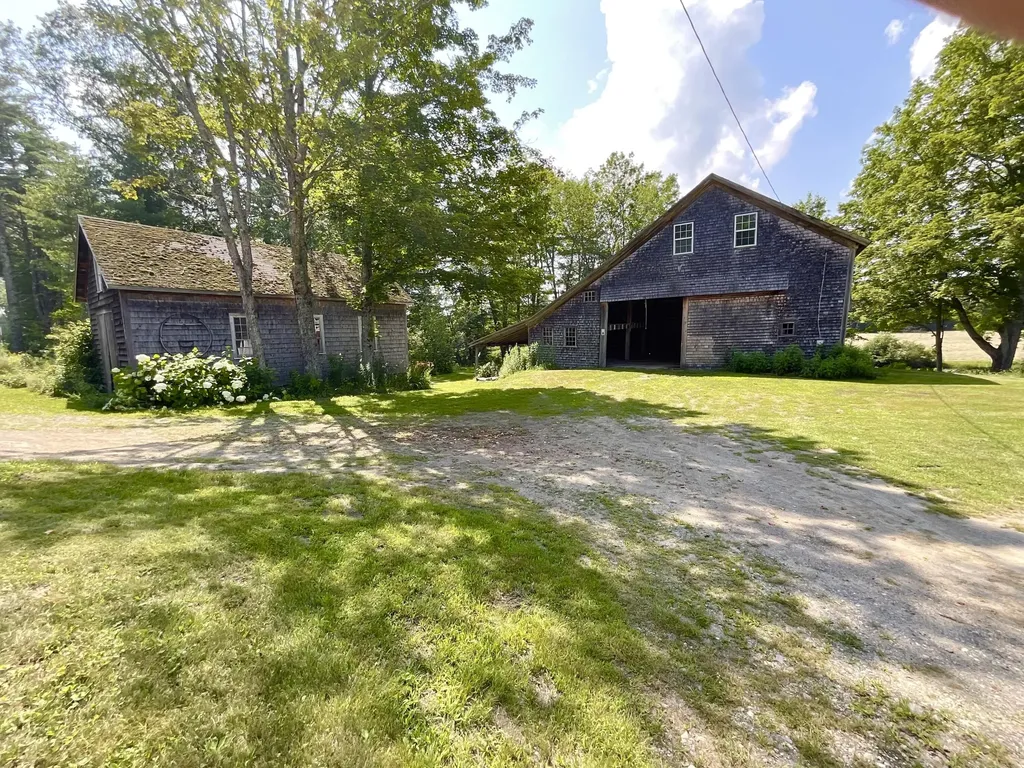 399 East River Road Whitefield ME 04353
