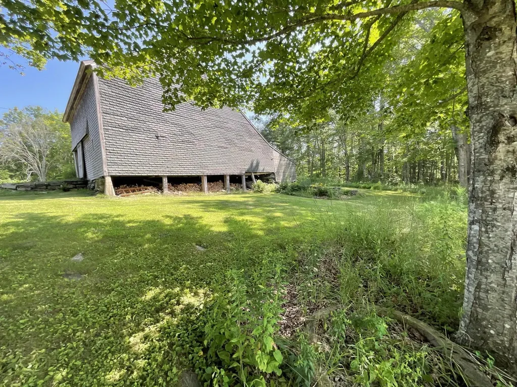 399 East River Road Whitefield ME 04353