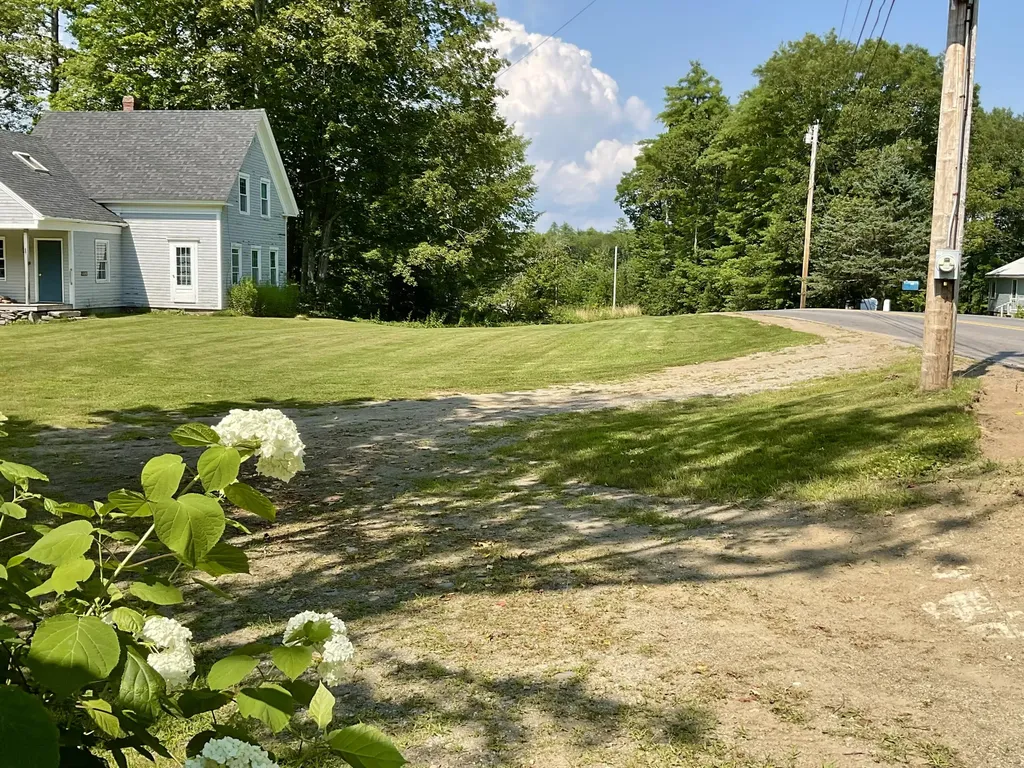 399 East River Road Whitefield ME 04353