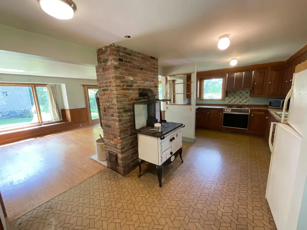 399 East River Road Whitefield ME 04353