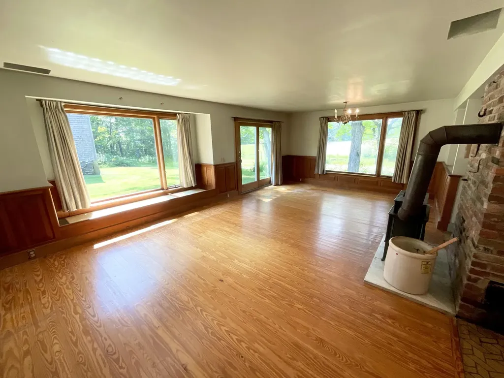 399 East River Road Whitefield ME 04353
