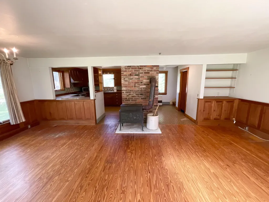 399 East River Road Whitefield ME 04353