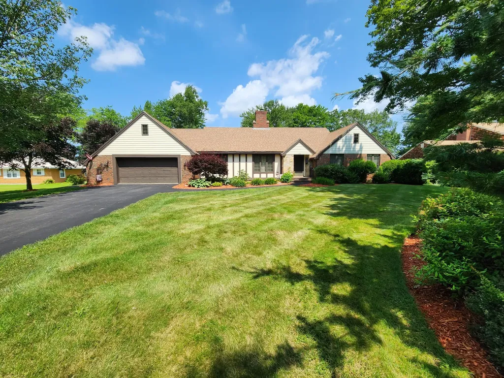 176 Valview Drive Auburn ME 04210