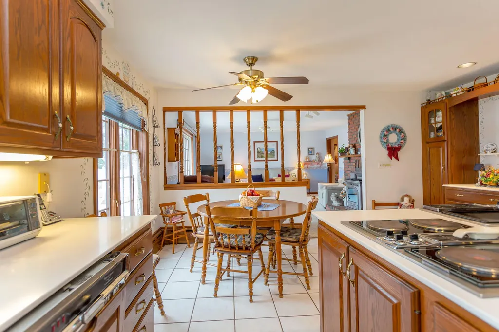 176 Valview Drive Auburn ME 04210