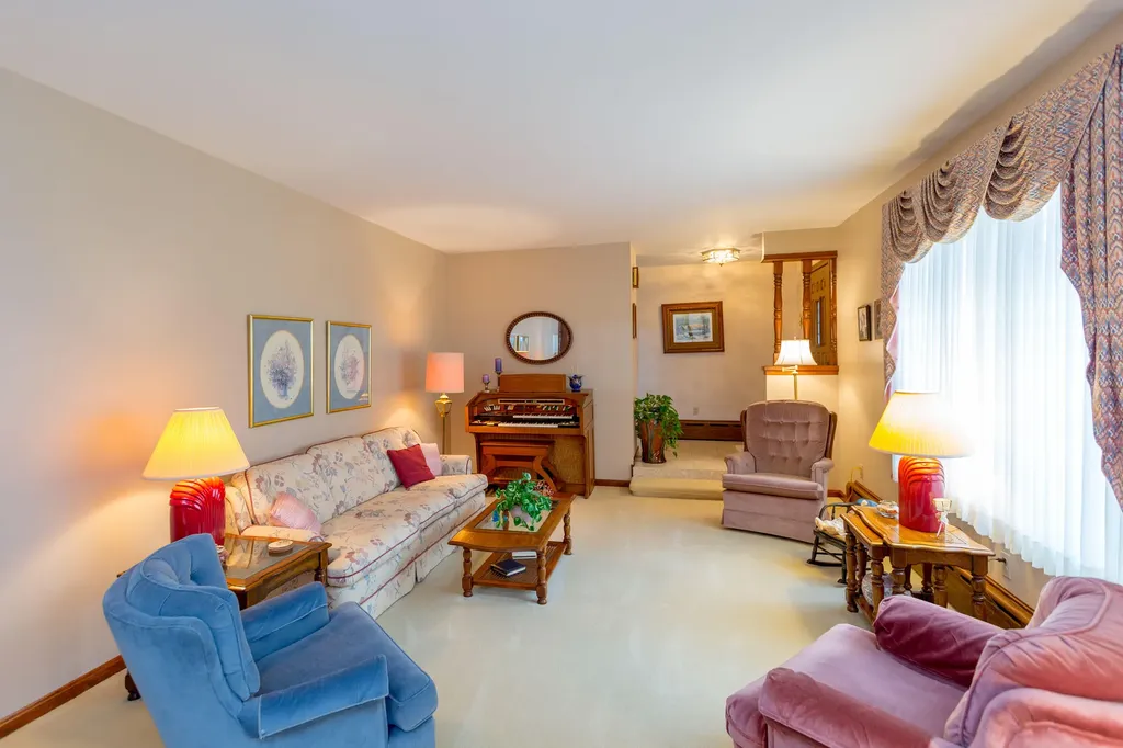 176 Valview Drive Auburn ME 04210