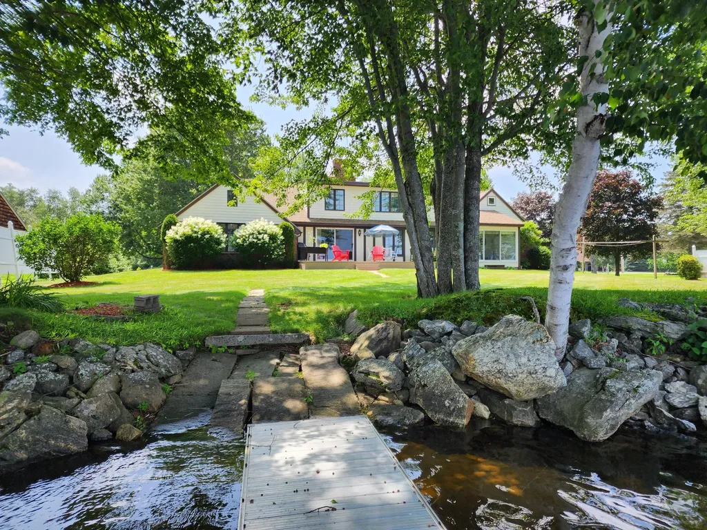176 Valview Drive Auburn ME 04210