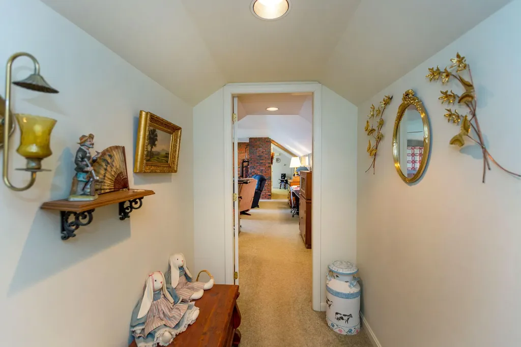 176 Valview Drive Auburn ME 04210