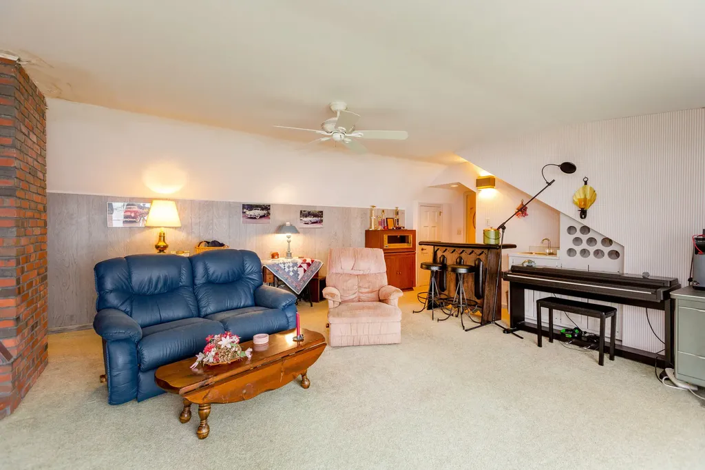 176 Valview Drive Auburn ME 04210