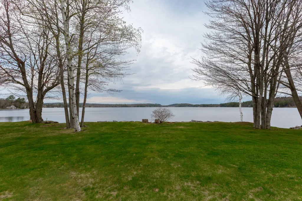 176 Valview Drive Auburn ME 04210