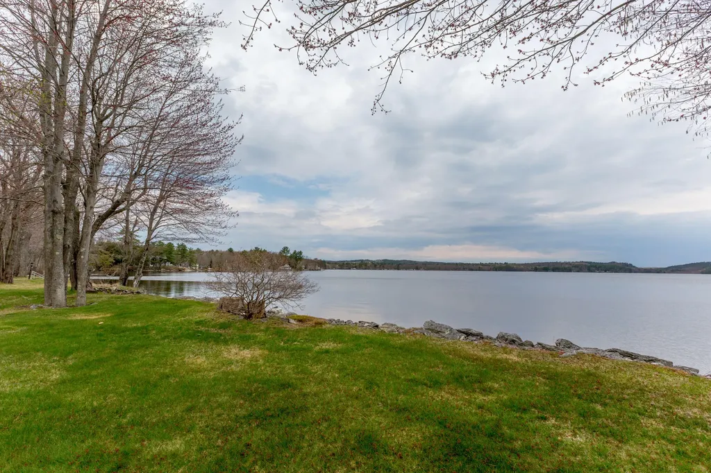 176 Valview Drive Auburn ME 04210