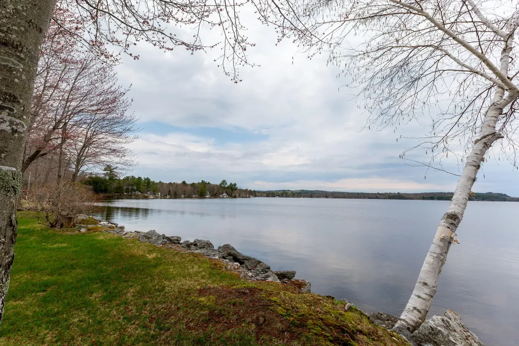 176 Valview Drive Auburn ME 04210