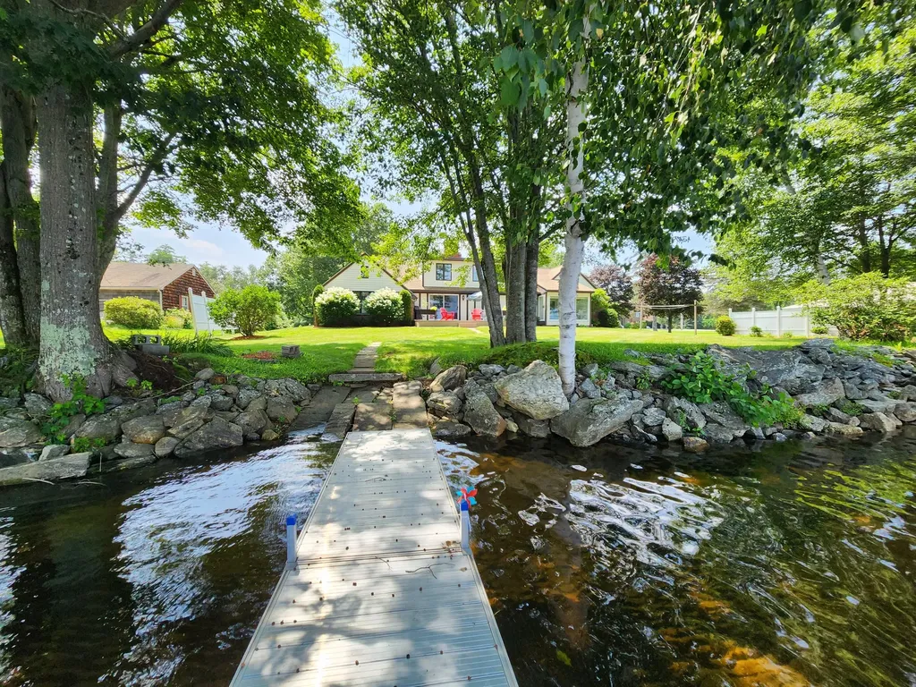 176 Valview Drive Auburn ME 04210