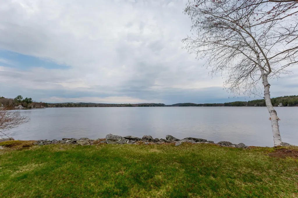 176 Valview Drive Auburn ME 04210