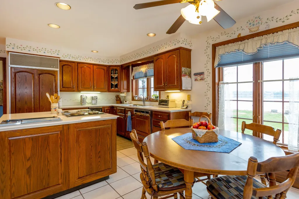 176 Valview Drive Auburn ME 04210