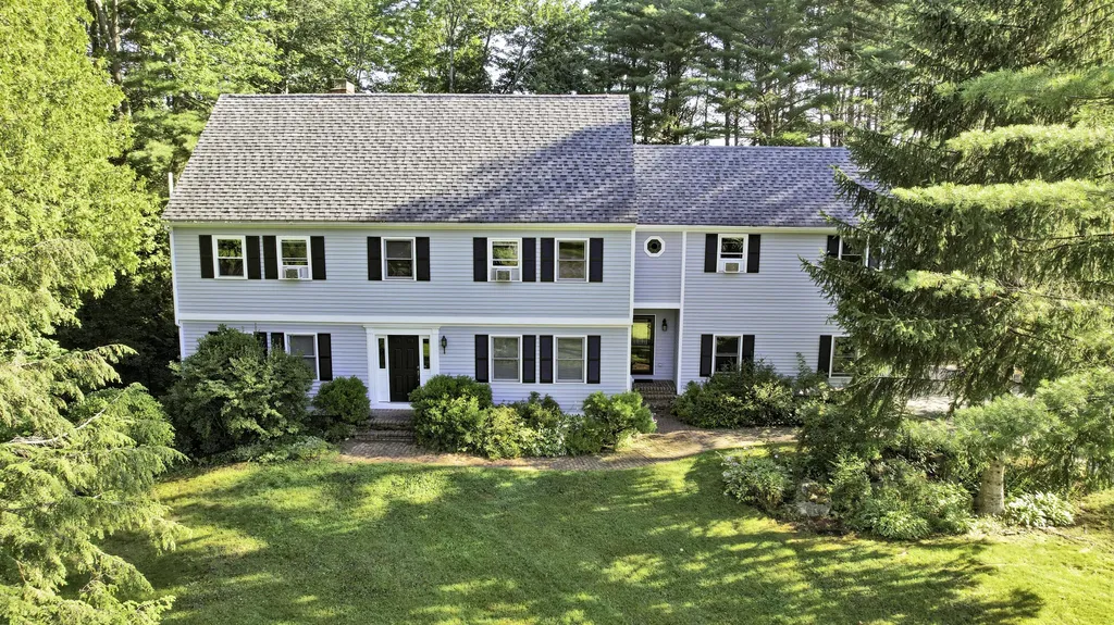 22 Winterhaven Drive Orono ME 04473