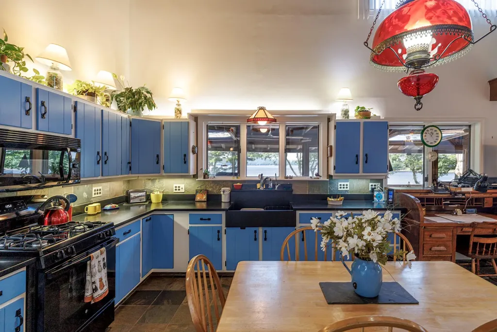 30 Briehl Lane Penobscot ME 04476