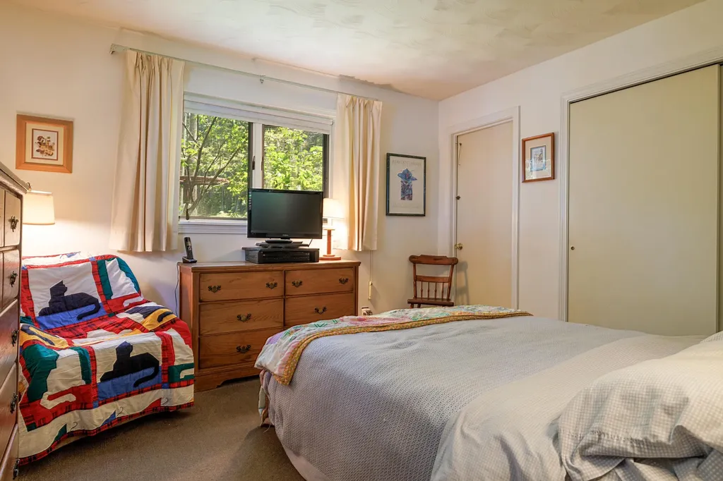 30 Briehl Lane Penobscot ME 04476