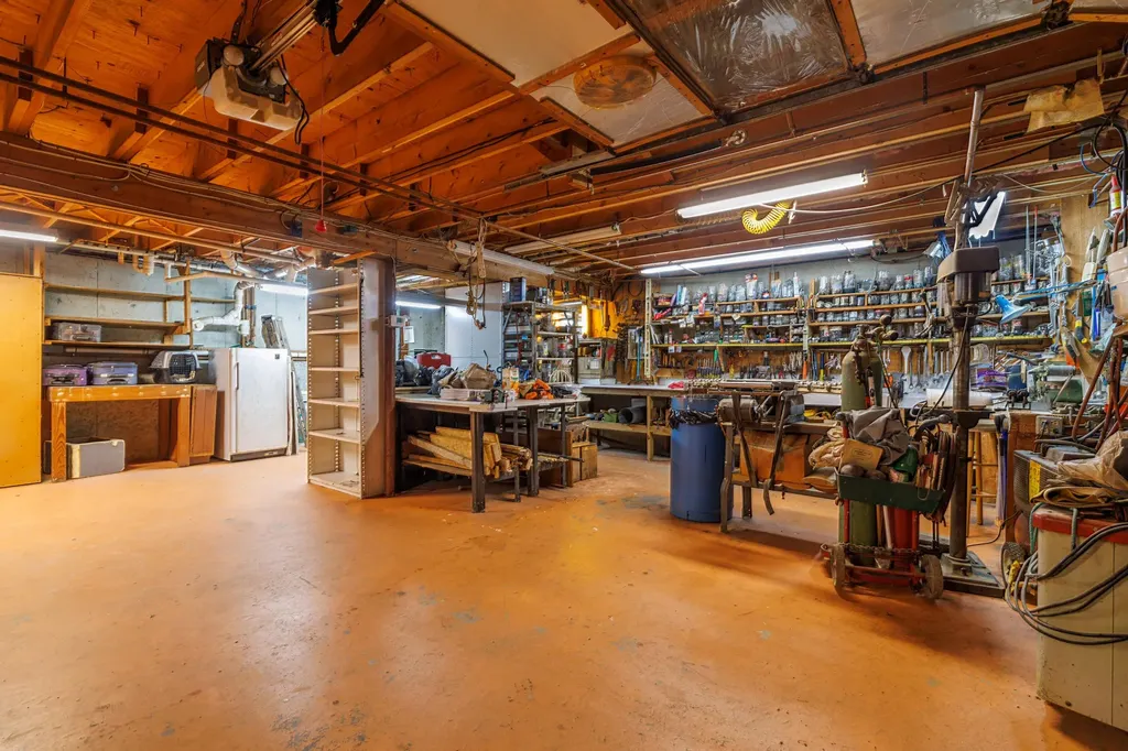 30 Briehl Lane Penobscot ME 04476