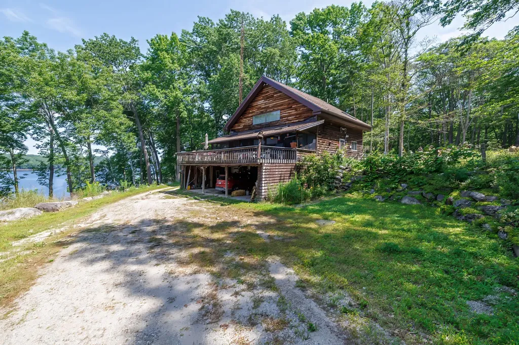 30 Briehl Lane Penobscot ME 04476