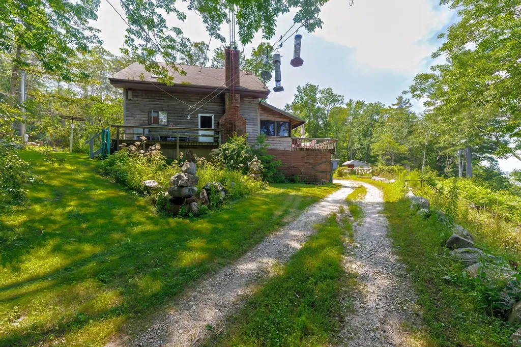 30 Briehl Lane Penobscot ME 04476