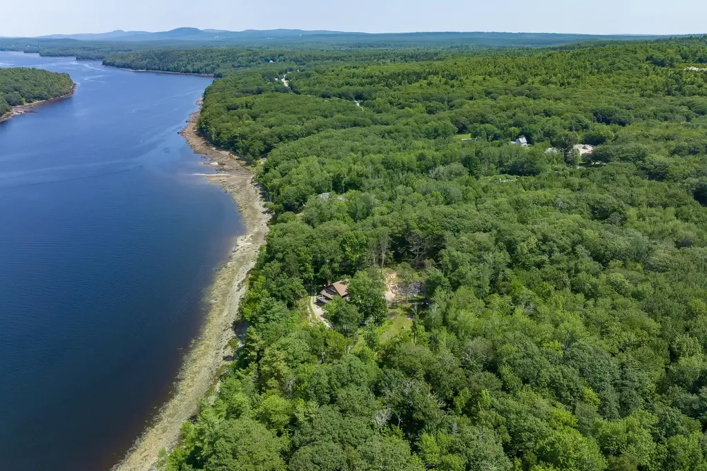 30 Briehl Lane Penobscot ME 04476