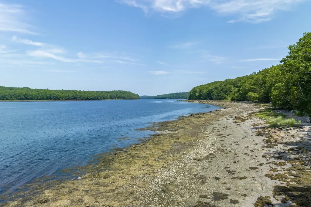 30 Briehl Lane Penobscot ME 04476