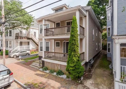 16 Grant Street Portland ME 04101