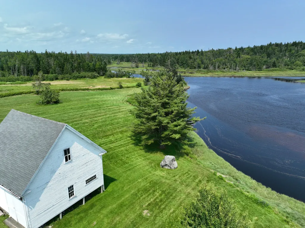 1440 Indian River Road Addison ME 04606