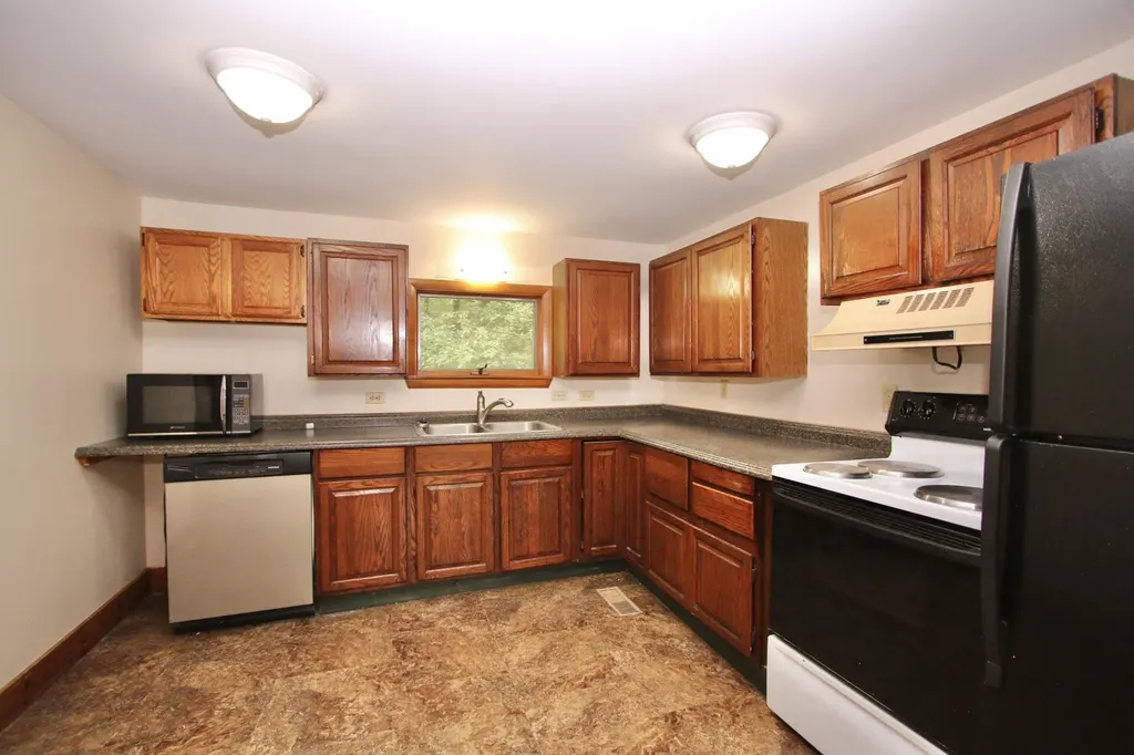 253 Clewleyville Road Eddington ME 04428