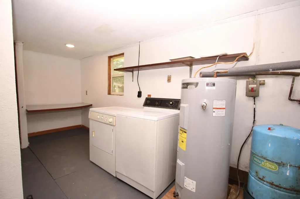 253 Clewleyville Road Eddington ME 04428