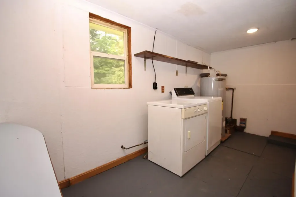 253 Clewleyville Road Eddington ME 04428