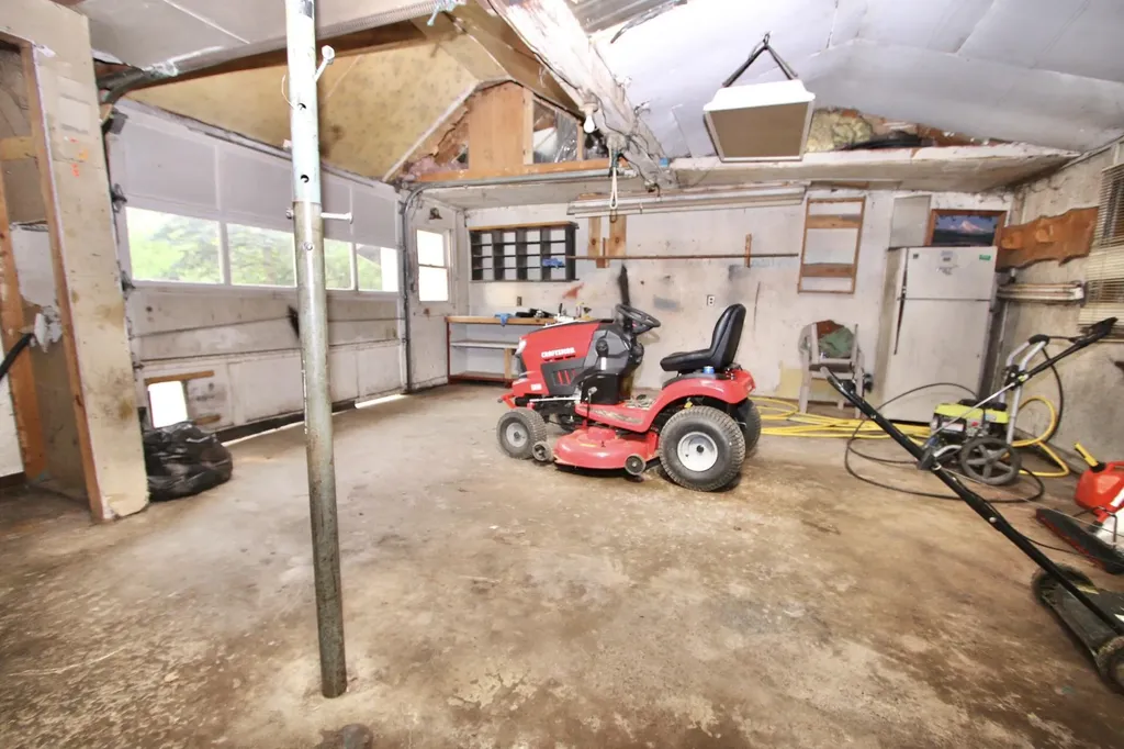 253 Clewleyville Road Eddington ME 04428