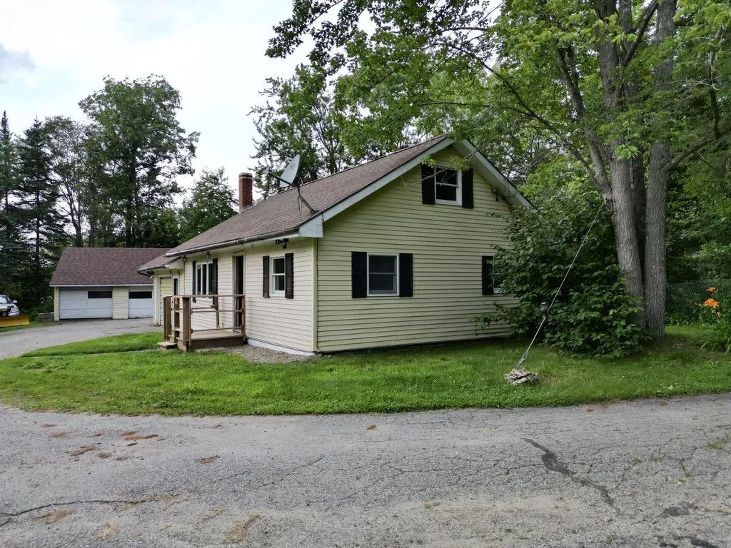 253 Clewleyville Road Eddington ME 04428