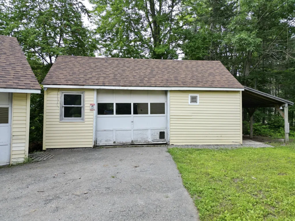 253 Clewleyville Road Eddington ME 04428