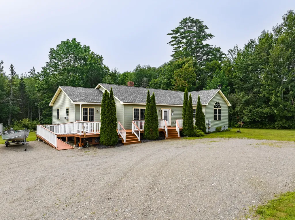 101 Meadow Road Winterport ME 04496