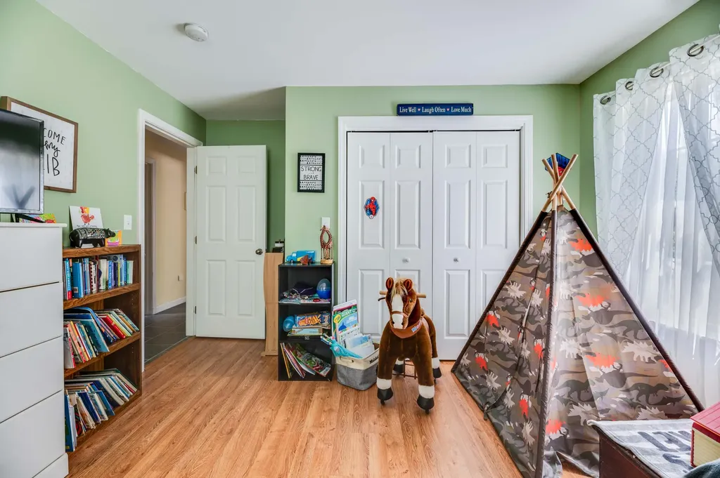 101 Meadow Road Winterport ME 04496