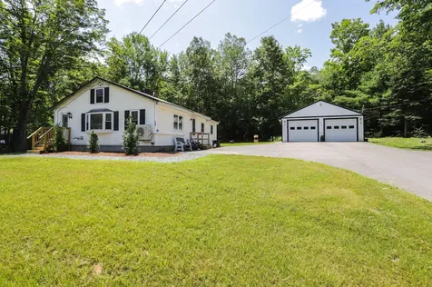 1384 Hudson Road Glenburn ME 04401
